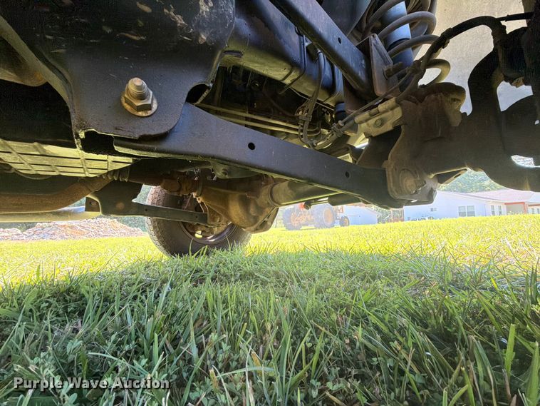 image for item EX2530 2006 Dodge Ram 2500 flatbed pickup truck