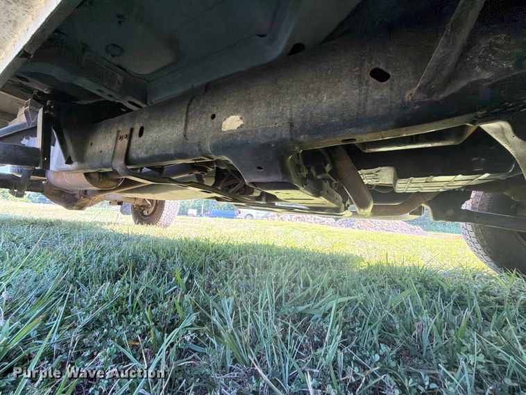 image for item EX2530 2006 Dodge Ram 2500 flatbed pickup truck