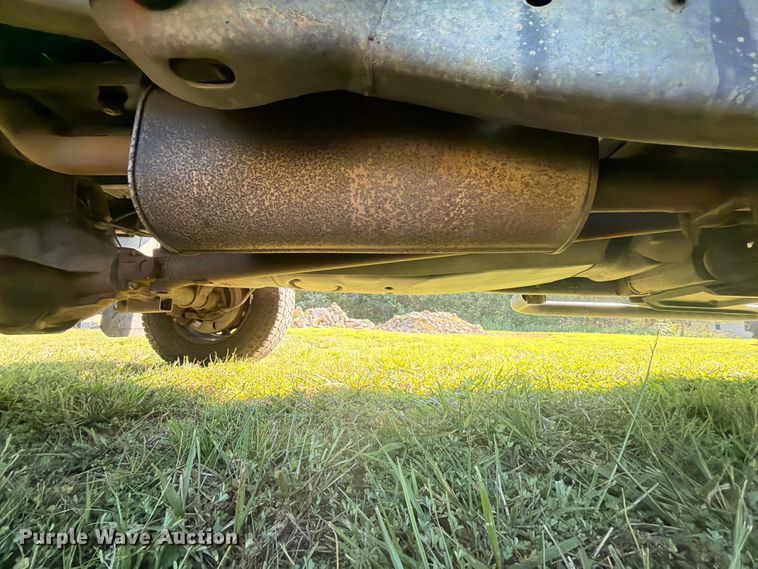 image for item EX2530 2006 Dodge Ram 2500 flatbed pickup truck