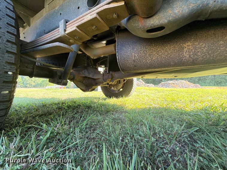 image for item EX2530 2006 Dodge Ram 2500 flatbed pickup truck