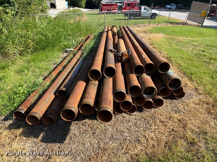 image for item EX2531 Approximately (37)  Sucker rods with Pump