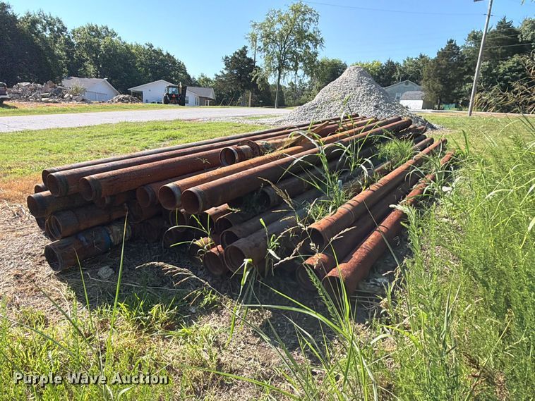 image for item EX2531 Approximately (37)  Sucker rods with Pump
