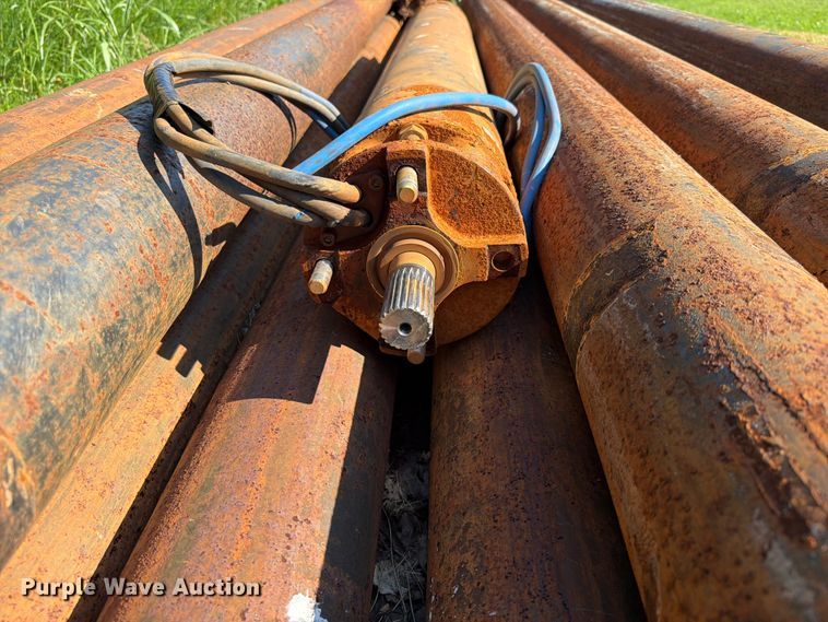 image for item EX2531 Approximately (37)  Sucker rods with Pump