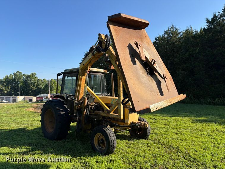 image for item EX2532 1989 John Deere 2755 tractor