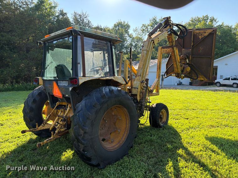 image for item EX2532 1989 John Deere 2755 tractor