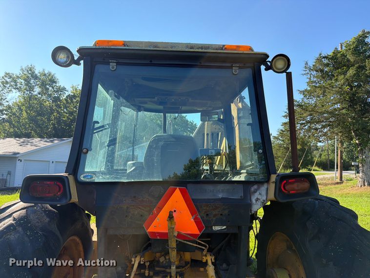 image for item EX2532 1989 John Deere 2755 tractor