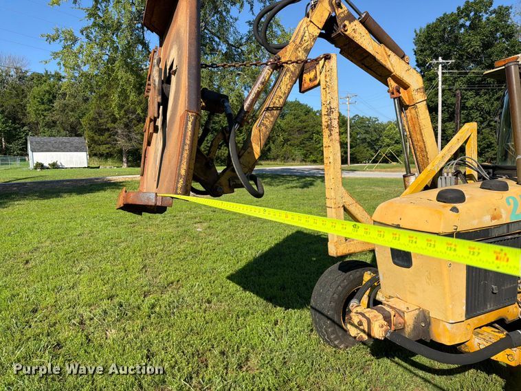 image for item EX2532 1989 John Deere 2755 tractor