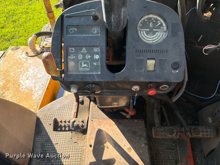image for item EX2532 1989 John Deere 2755 tractor