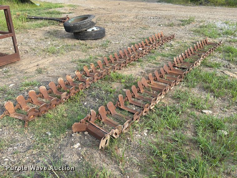 image for item EX2536 Loegering skid steer tracks