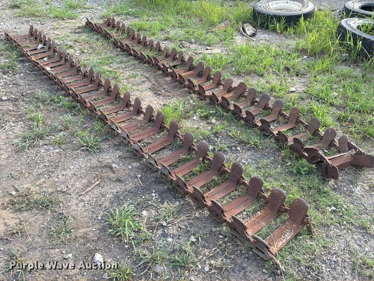 image for item EX2536 Loegering skid steer tracks