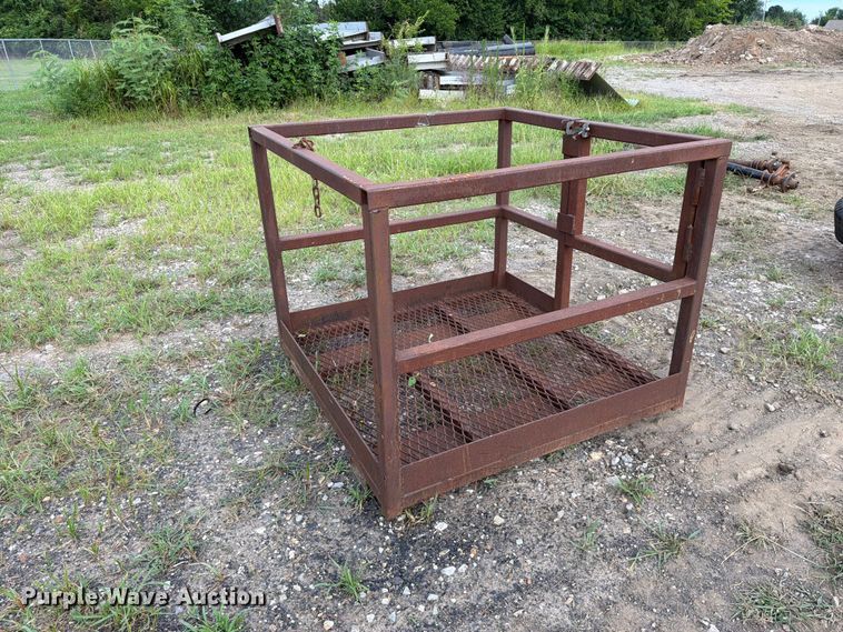 image for item EX2537 Man basket
