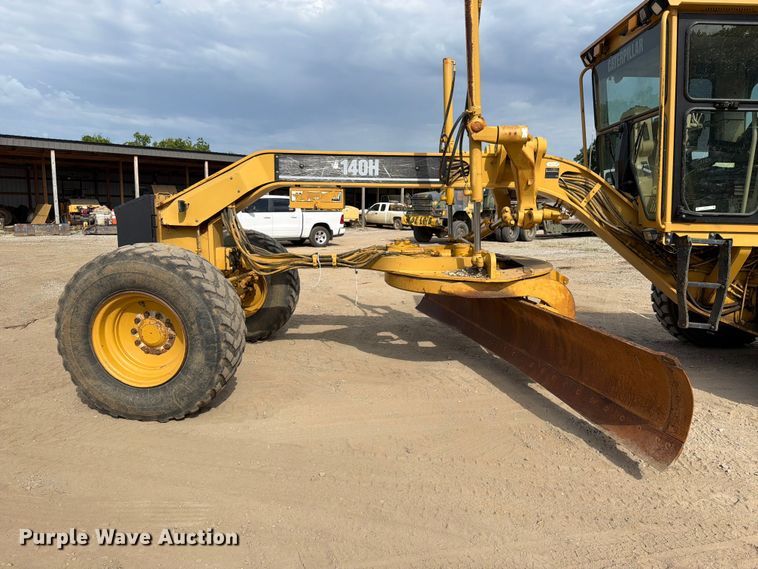 image for item EX2538 2005 Caterpillar 140H motor grader