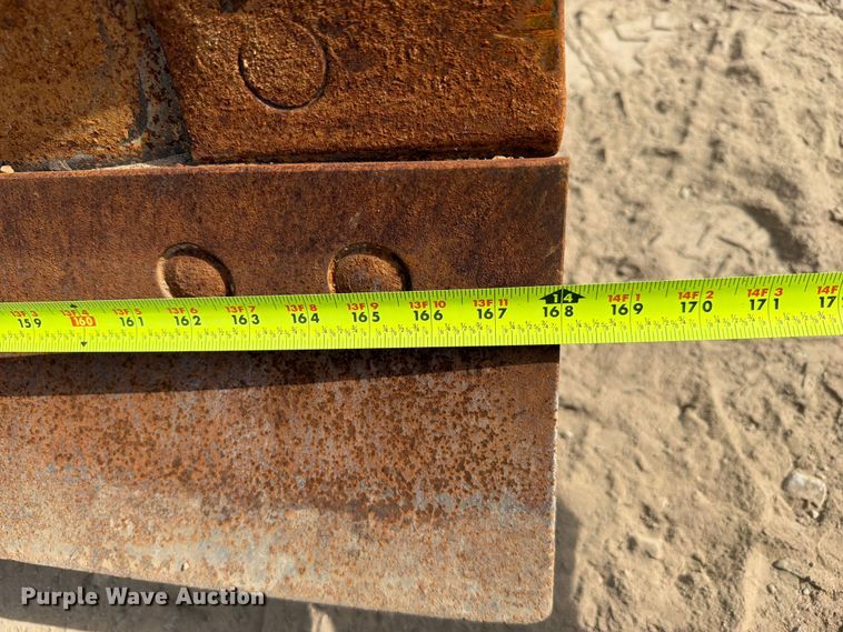image for item EX2538 2005 Caterpillar 140H motor grader