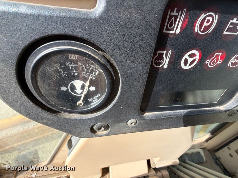 image for item EX2538 2005 Caterpillar 140H motor grader