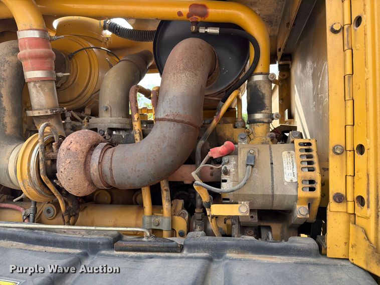 image for item EX2538 2005 Caterpillar 140H motor grader