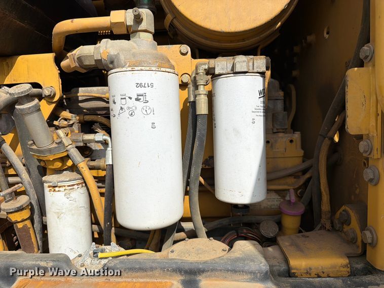image for item EX2538 2005 Caterpillar 140H motor grader
