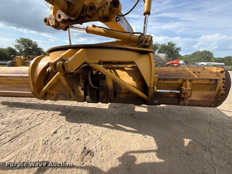 image for item EX2538 2005 Caterpillar 140H motor grader