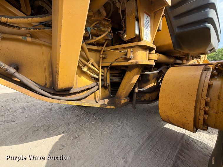 image for item EX2538 2005 Caterpillar 140H motor grader