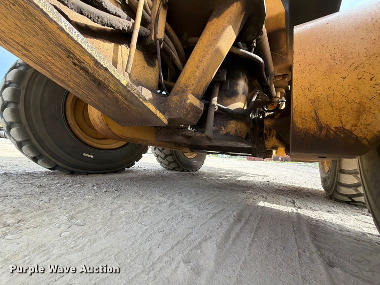 image for item EX2538 2005 Caterpillar 140H motor grader