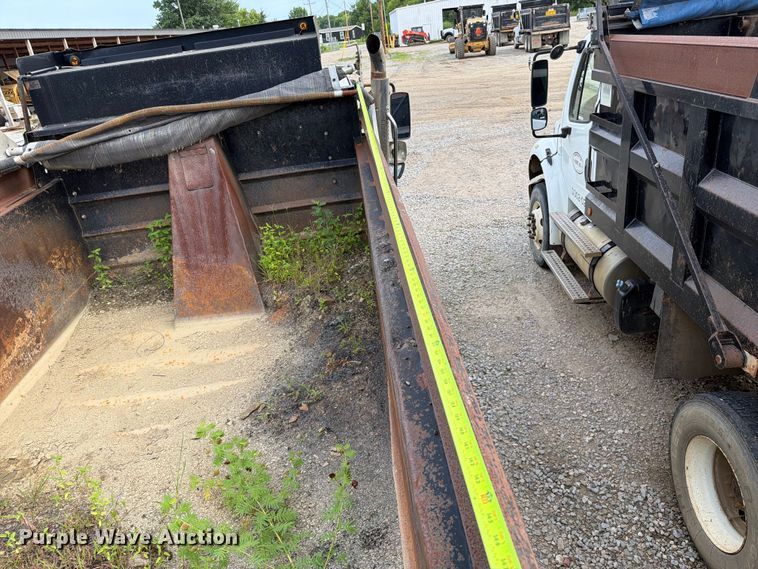 image for item EX2540 2011 Freightliner M2 dump truck