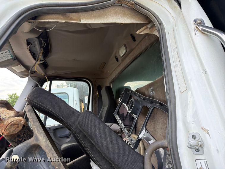 image for item EX2540 2011 Freightliner M2 dump truck