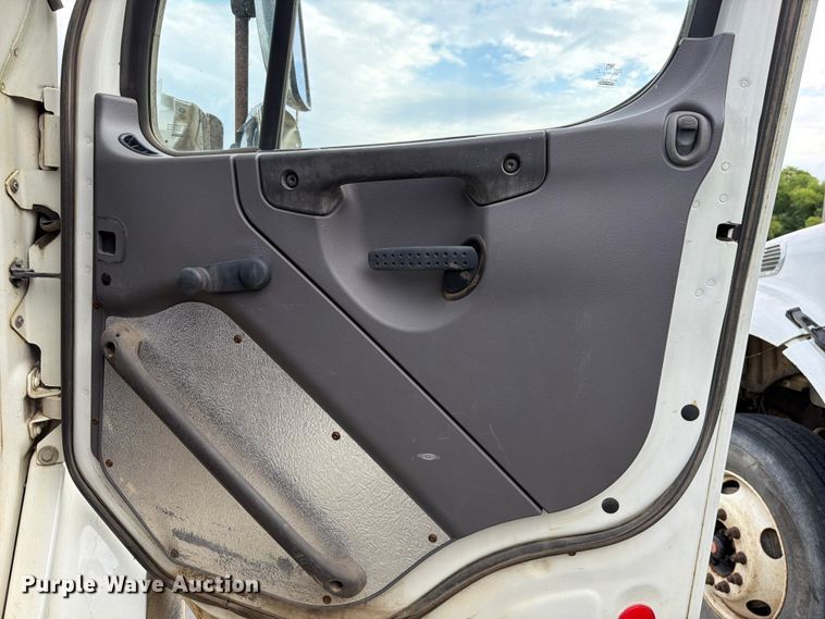 image for item EX2540 2011 Freightliner M2 dump truck