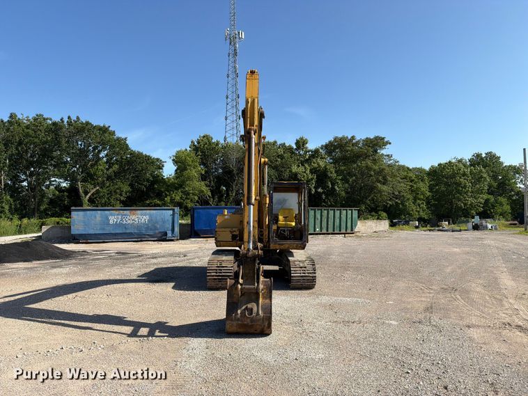 image for item EX4017 1989 Caterpillar E110B excavator