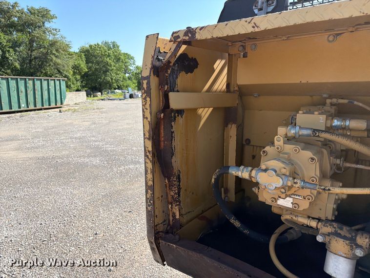 image for item EX4017 1989 Caterpillar E110B excavator