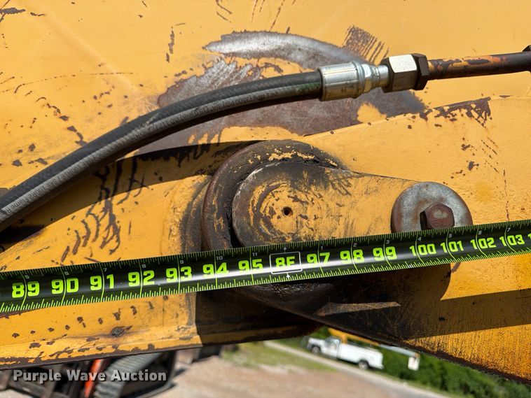 image for item EX4017 1989 Caterpillar E110B excavator