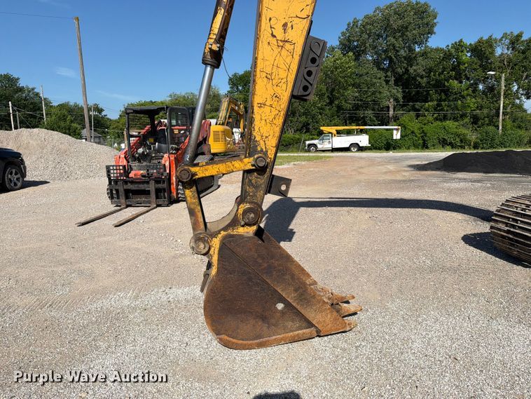 image for item EX4017 1989 Caterpillar E110B excavator