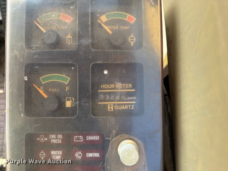 image for item EX4017 1989 Caterpillar E110B excavator