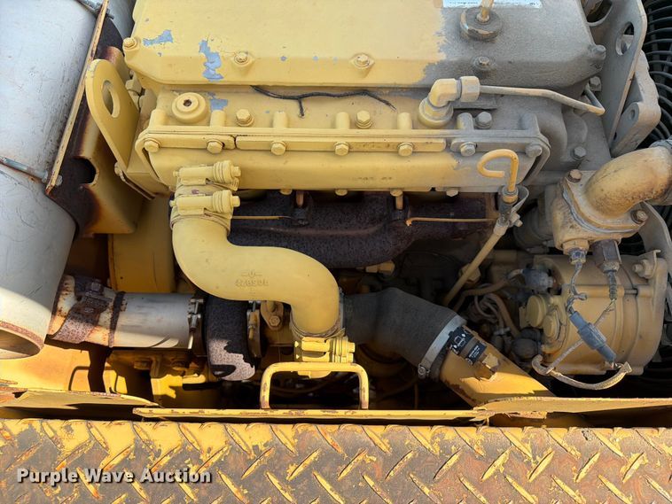 image for item EX4017 1989 Caterpillar E110B excavator