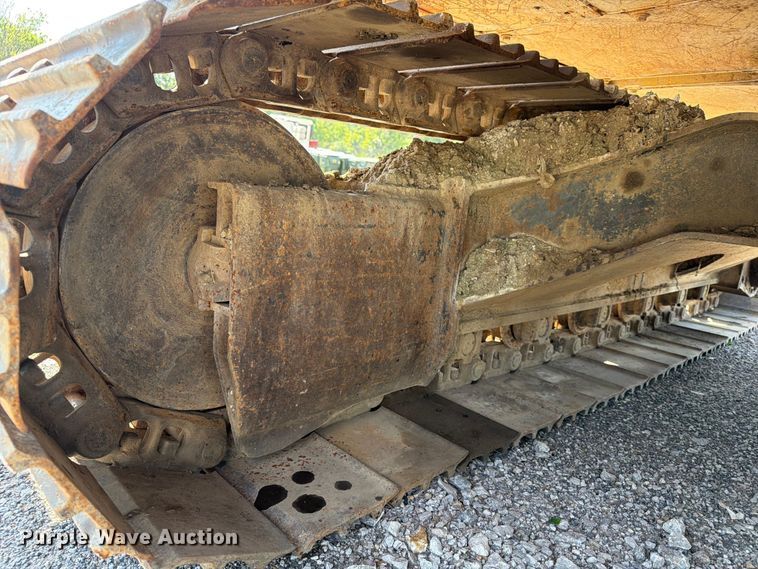 image for item EX4017 1989 Caterpillar E110B excavator