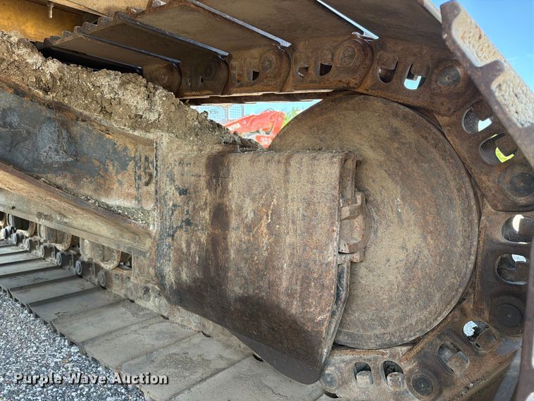image for item EX4017 1989 Caterpillar E110B excavator