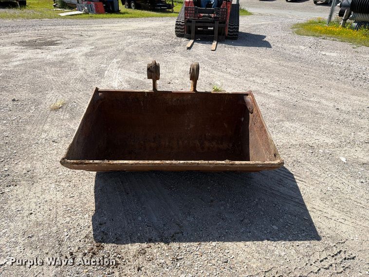 image for item EX4017 1989 Caterpillar E110B excavator