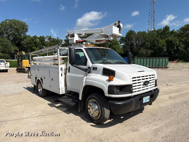image for item EX4019 2009 Chevrolet C4500 bucket truck