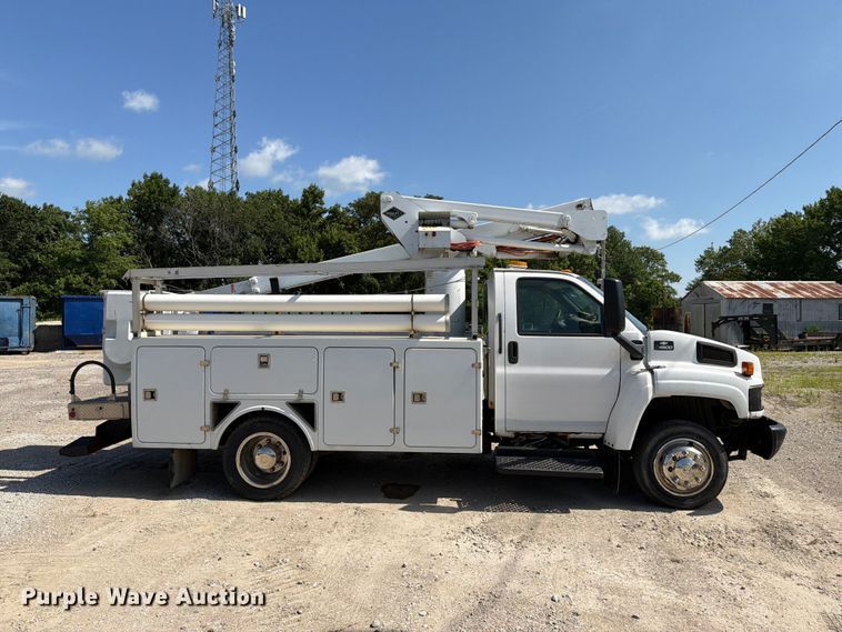 image for item EX4019 2009 Chevrolet C4500 bucket truck