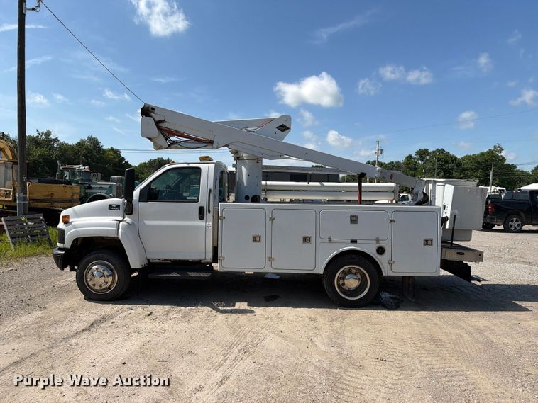 image for item EX4019 2009 Chevrolet C4500 bucket truck