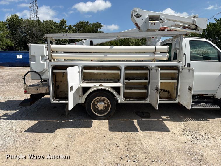 image for item EX4019 2009 Chevrolet C4500 bucket truck