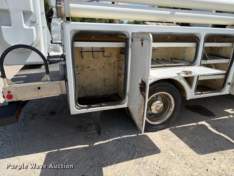 image for item EX4019 2009 Chevrolet C4500 bucket truck