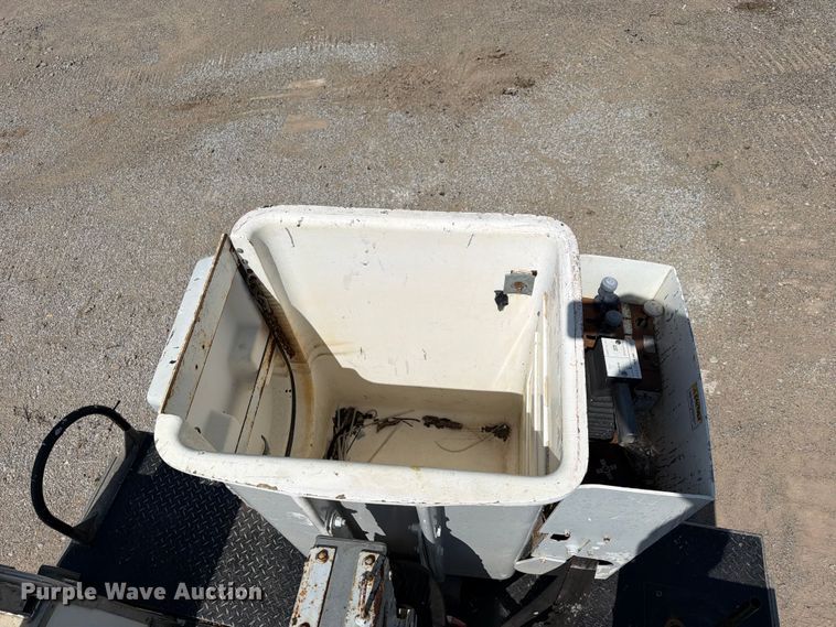 image for item EX4019 2009 Chevrolet C4500 bucket truck