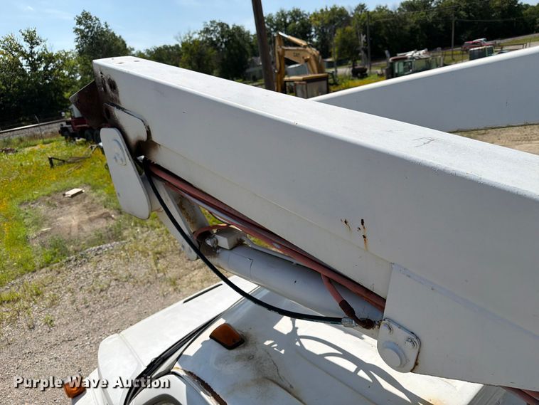 image for item EX4019 2009 Chevrolet C4500 bucket truck