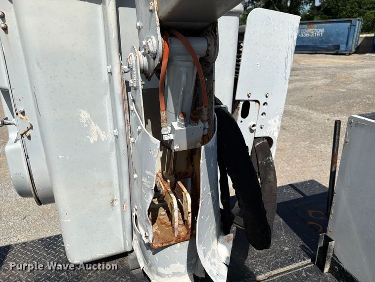 image for item EX4019 2009 Chevrolet C4500 bucket truck