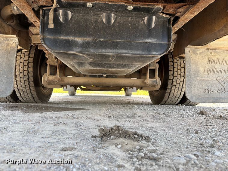 image for item EX4019 2009 Chevrolet C4500 bucket truck