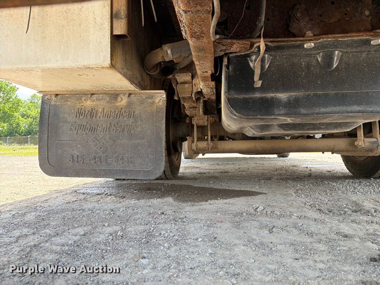 image for item EX4019 2009 Chevrolet C4500 bucket truck