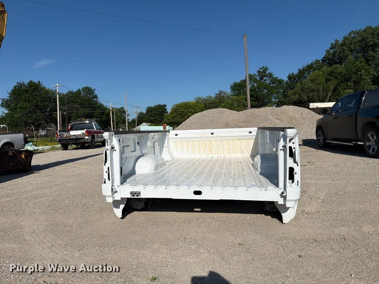 image for item EX4020 Pickup truck bed