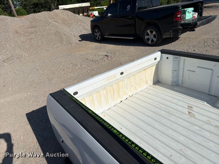 image for item EX4020 Pickup truck bed