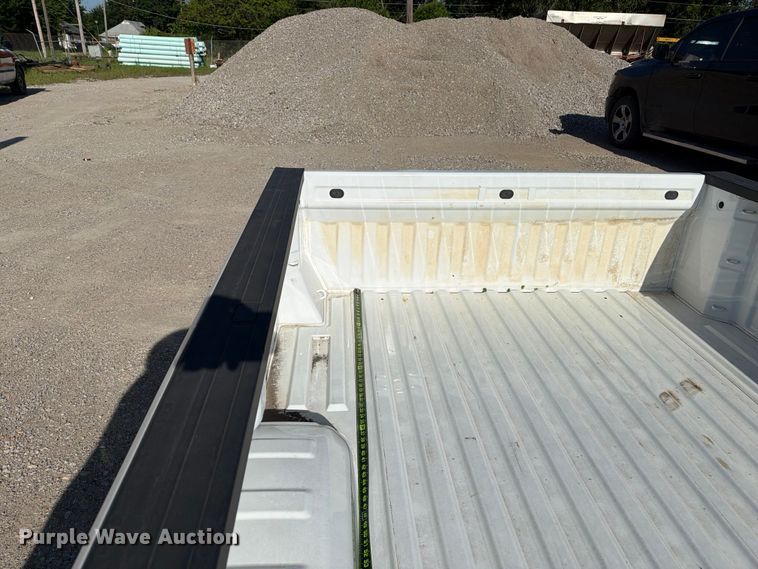 image for item EX4020 Pickup truck bed