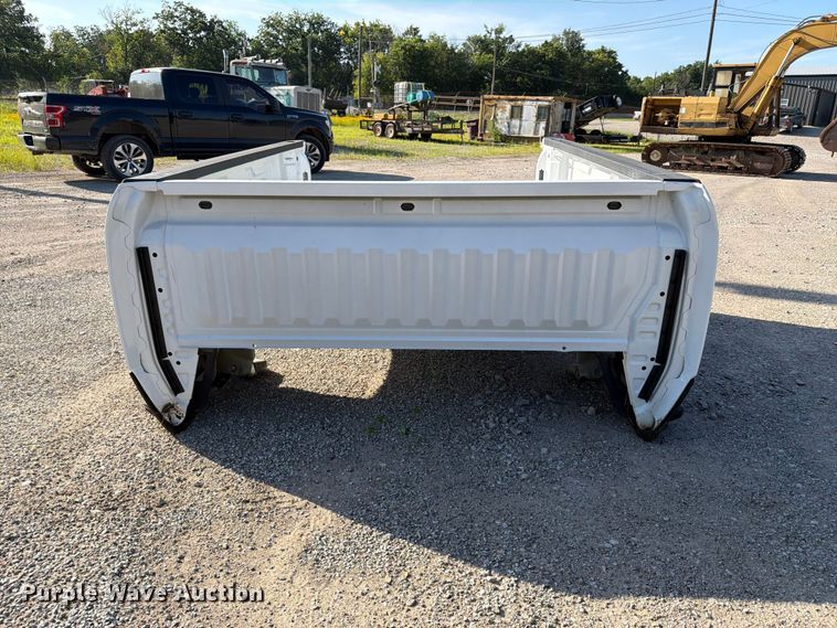 image for item EX4021 Pickup truck bed