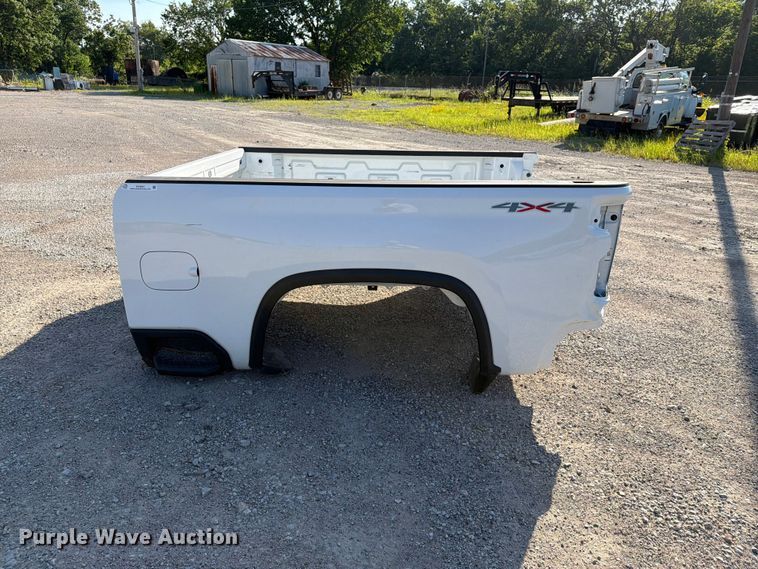 image for item EX4021 Pickup truck bed